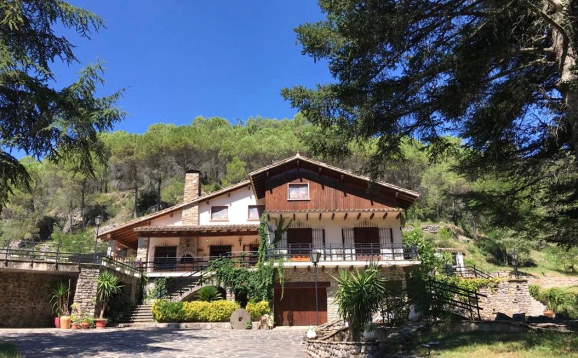 Bed and Breakfast Els Avets De La Muga Sant Llorenc de la Muga Exterior foto