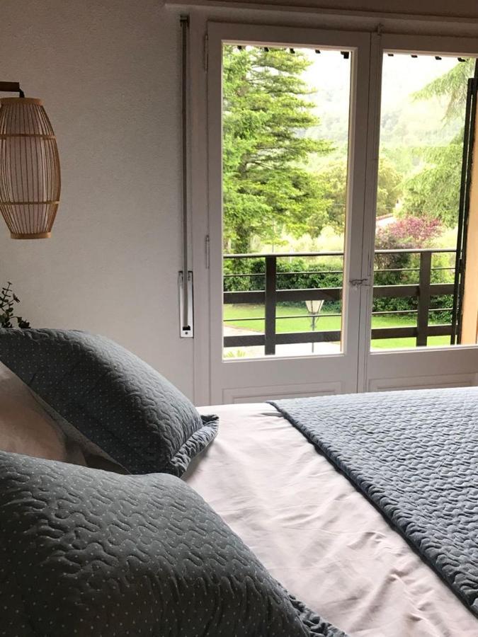 Bed and Breakfast Els Avets De La Muga Sant Llorenc de la Muga Exterior foto